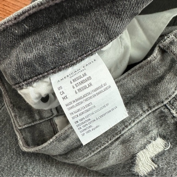 NWT American Eagle 90s Flare Jean - Picture 10 of 10